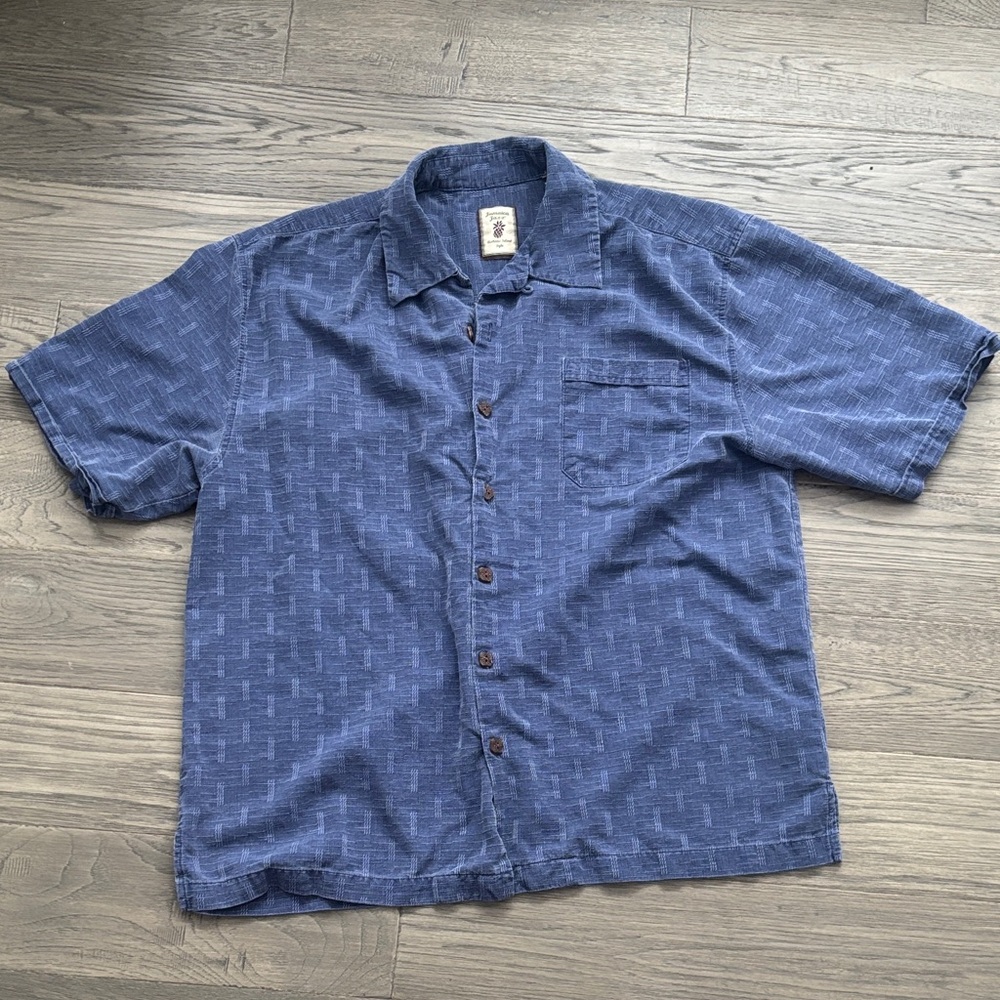 Jamaica Jaxx | Vintage 100% Silk Short-Sleeve Button-Down Shirt Denim Blue Large